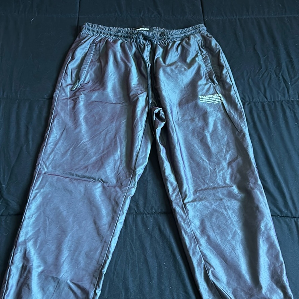 Talentless pants oil color